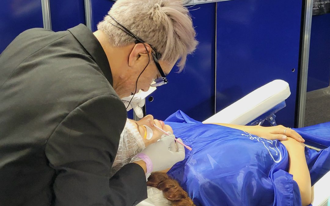 J. Denis Especialistas: al cuidado y esplendor de sus cejas y pestañas